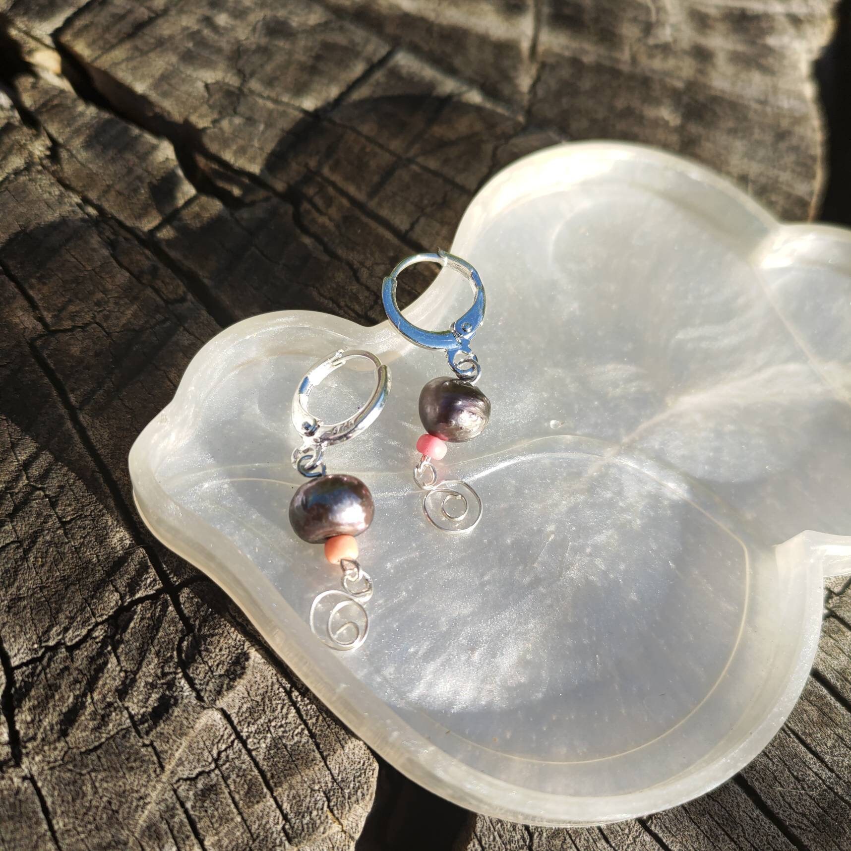 Orecchini A Goccia In Argento 925 Con Perle D'acqua Dolce Rosa – Iridescenti E Minimal, Chiusura A Leva