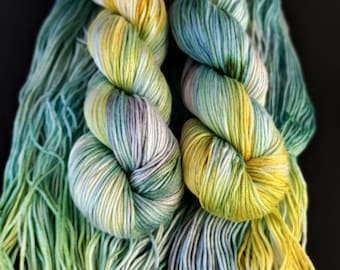 Hand dyed bamboo yarn: 8ply "Zeus" 100g/ 220m aqua/teal/yellow/white hand dyed yarn, vegan Friendly 100% bamboo viscose yarn, hand painted