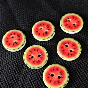 Bonitos botones con forma de sandía de 15,5 mm de diámetro, juego de 6 botones: botones de resina para costura, tejido de punto, ganchillo, confección de prendas y manualidades.