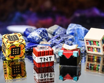 Game Artisan Keycap, ESC Resin Keycap, Resin Handmade Keycap, Anime Character Custom Keycap Game Decoration,Gift