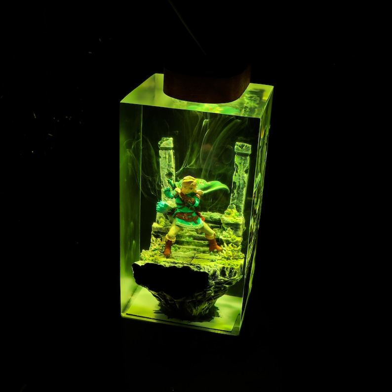 Li.nk Zel.da Resin Lamp, Link Ze.ld.a and Master Sword Resin Table lamp Anime Lamps, custom resin night light Christmas Gift for him game pc image 3