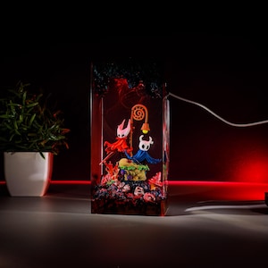 Hollow Knight Resin Lamp – Handmade LED Night Light | Christmas Gift for Gamers | Indie Game Diorama Decor image 6