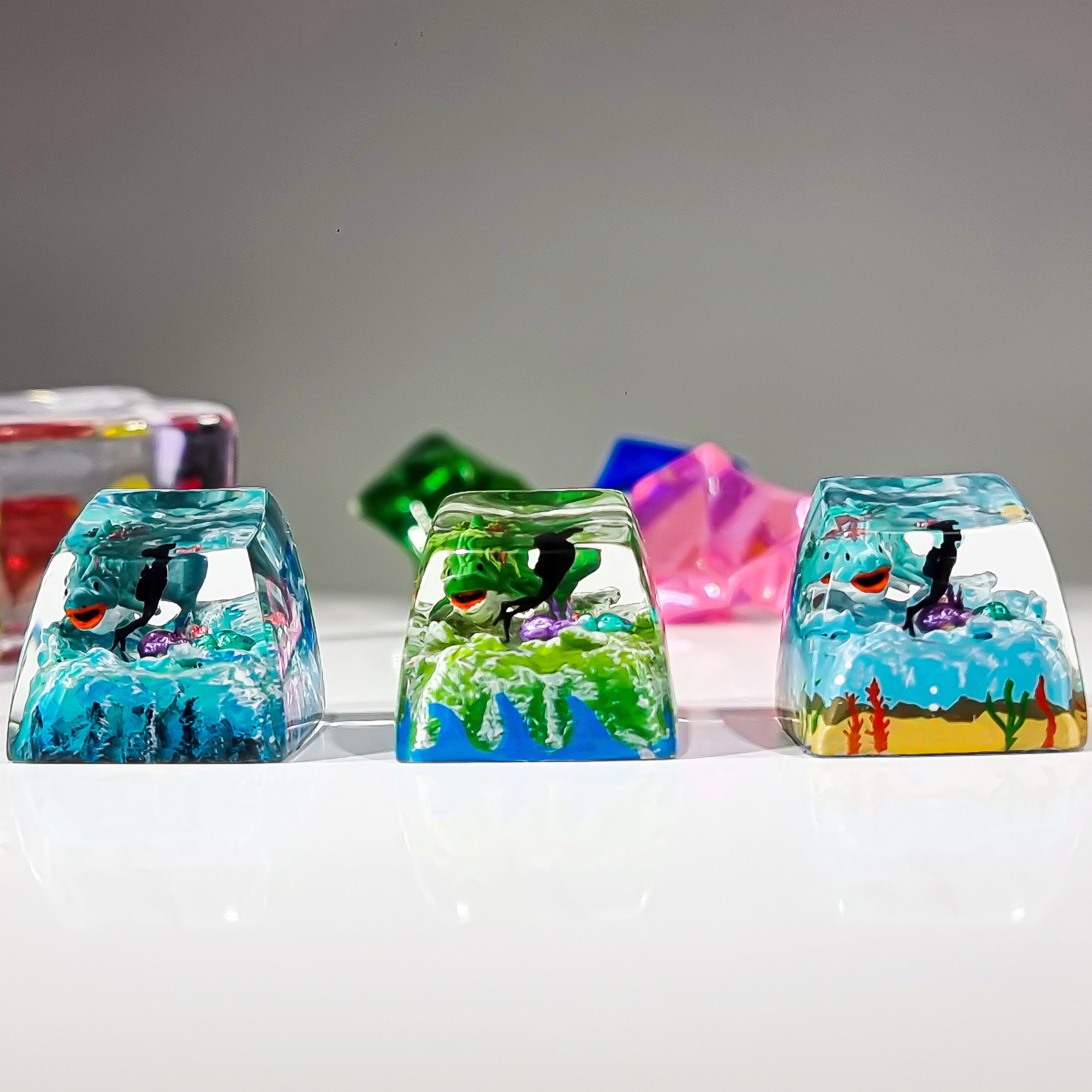Megalodon Shark and Diver Keycap, Shark Keycap, Custom Keycap, Artisan ...