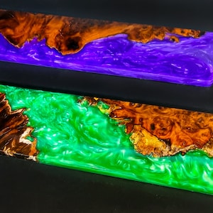 Resin and Wood Wrist Rest, Green Resin Wrist Rest, Custom Wrist Rest, Keyboard Wrist Rest, Wood Wrist Rest, Handmade Wrist rest, Gift ideas