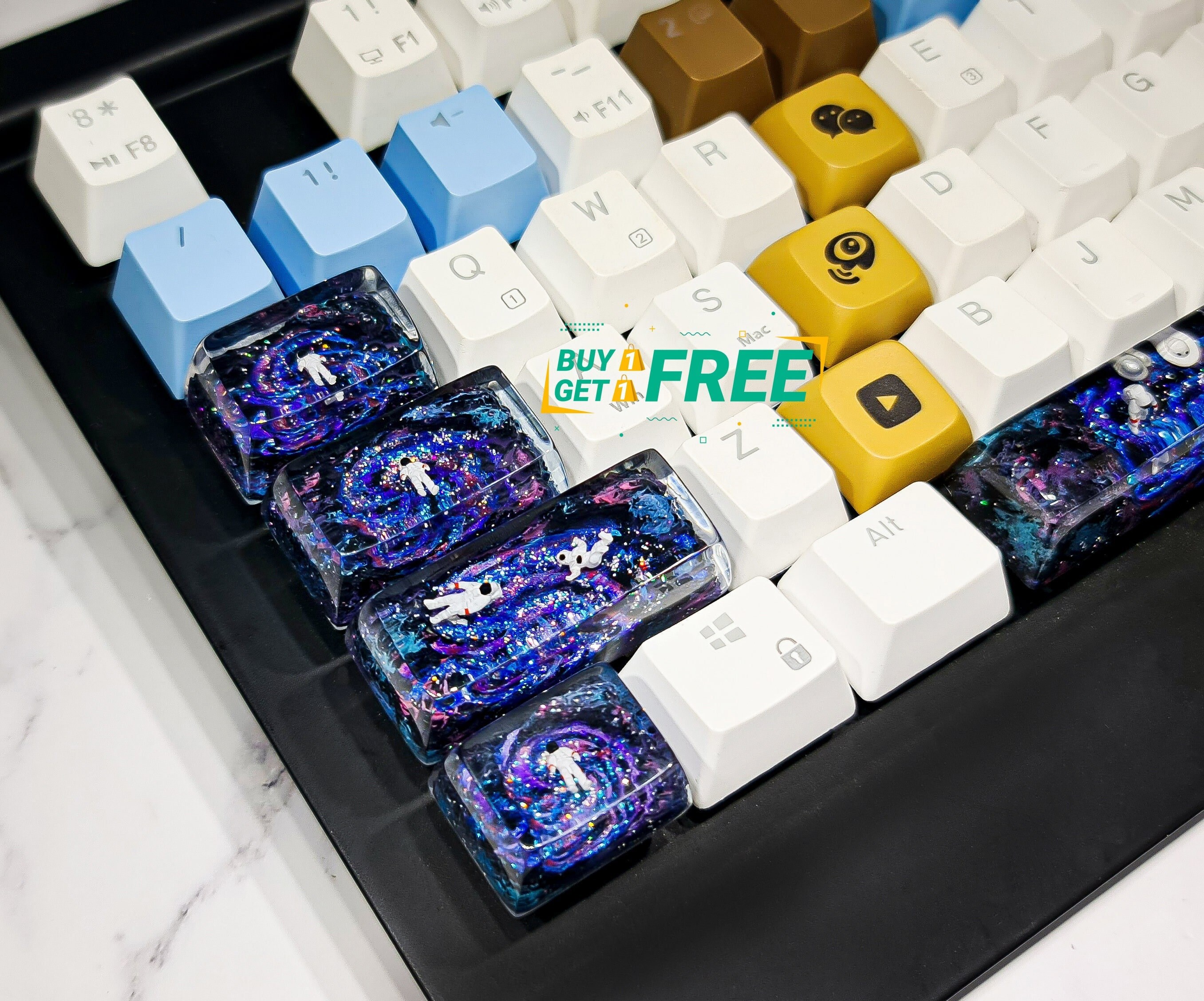 Astronaut Interstellar Galaxy, Planet Keycap Interstellar Galaxy Keycap ...