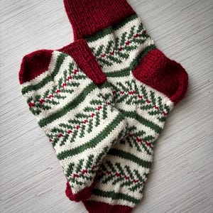 Hand made. Size EU 46/47, US 12/13, mens knitted wool Christmas socks.