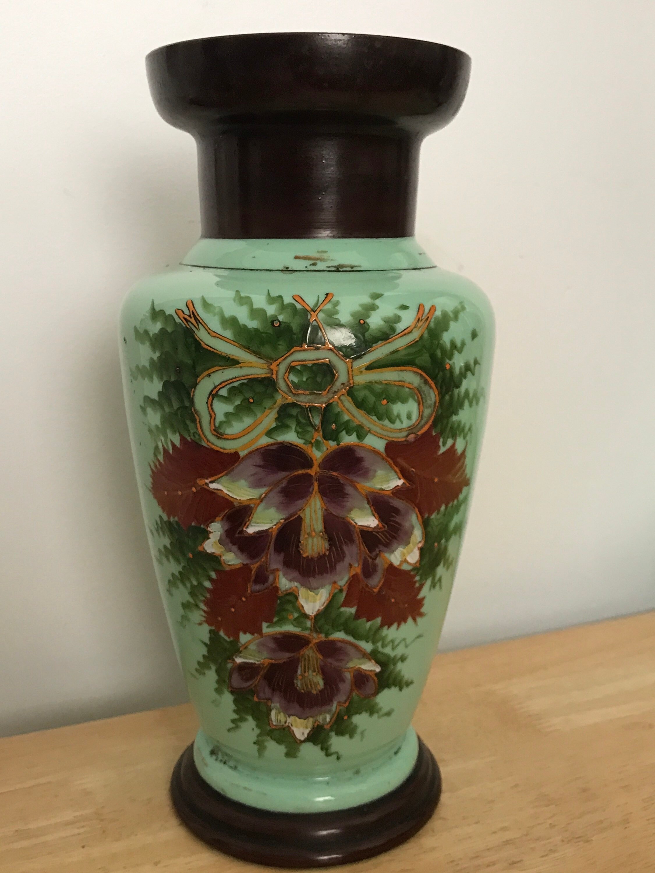 Vase en Opaline Émaillée Époque Napoléon Iii