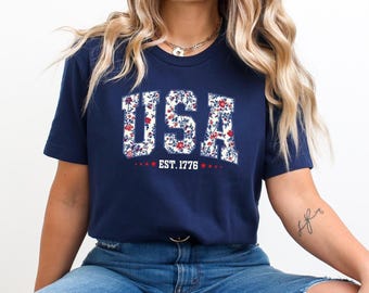 Floral USA Flag T-Shirt: Patriotic 4th of July Tee