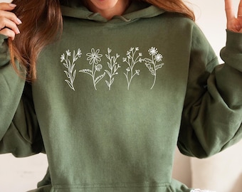 Floral Wildflower Hoodie: Cottagecore Botanical Gift