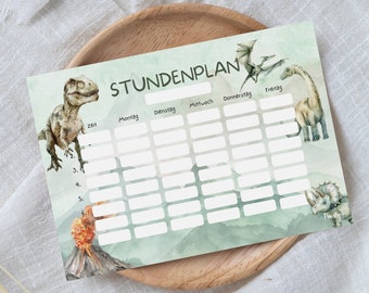 以下が含まれることがあります： 「STUNDENPLAN」という文字が書かれた、緑と白の恐竜をテーマにした週間スケジュールプランナーです。プランナーには、月曜日から金曜日までの曜日と、1時から6時までの時間帯のスペースがあります。プランナーは、ティラノサウルス・レックス、プテラノドン、ブラキオサウルスなど、恐竜で飾られています。