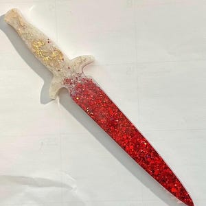 Fantasy Resin Dagger: Book Lover Bookshelf Decor & Cosplay Prop
