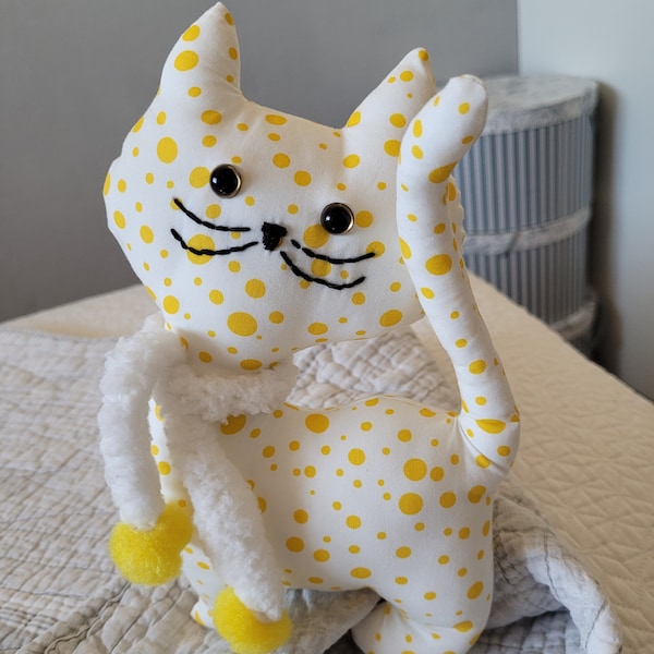 Doudou petit chat en tissu