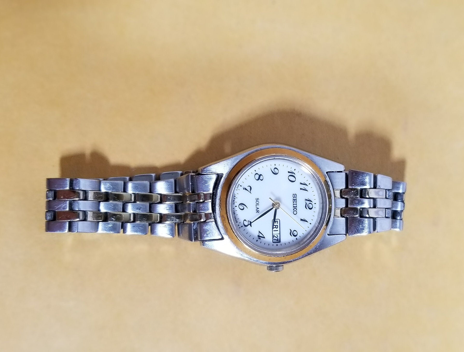 Ladies Seiko Solar Day/date Reading Watch V138-0AA0 With Second