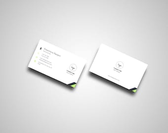 Könnte beinhalten: Eine weiße Visitenkarte mit einem grün-schwarzen Design. Die Karte zeigt den Namen "Francisca Harper" und den Text "Marketing Manager". Die Karte enthält außerdem eine Telefonnummer, eine E-Mail-Adresse und eine Website-Adresse.