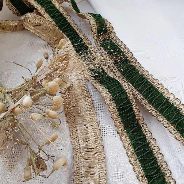 Rare magnifique galon ruban passementerie XIX fils métallisés papier floqué velours rayonne verte vendu au mètre