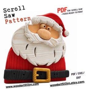 Può includere: Un modello di intaglio di Babbo Natale in legno. Il design presenta un cappello e un cappotto rossi, barba e baffi bianchi e naso di legno. L'immagine include il testo "Scroll Saw Pattern" e "PDF for Scroll Saw - Pages Ready to Print."