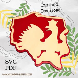 Puede incluir: Un recorte de madera en forma de Polonia, con un borde rojo y un interior claro que representa un águila estilizada. La imagen incluye el texto "Descarga instantánea", "SVG PDF" y una dirección web.