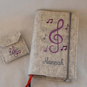 Hymn cover made of wool felt with treble clef - customizable