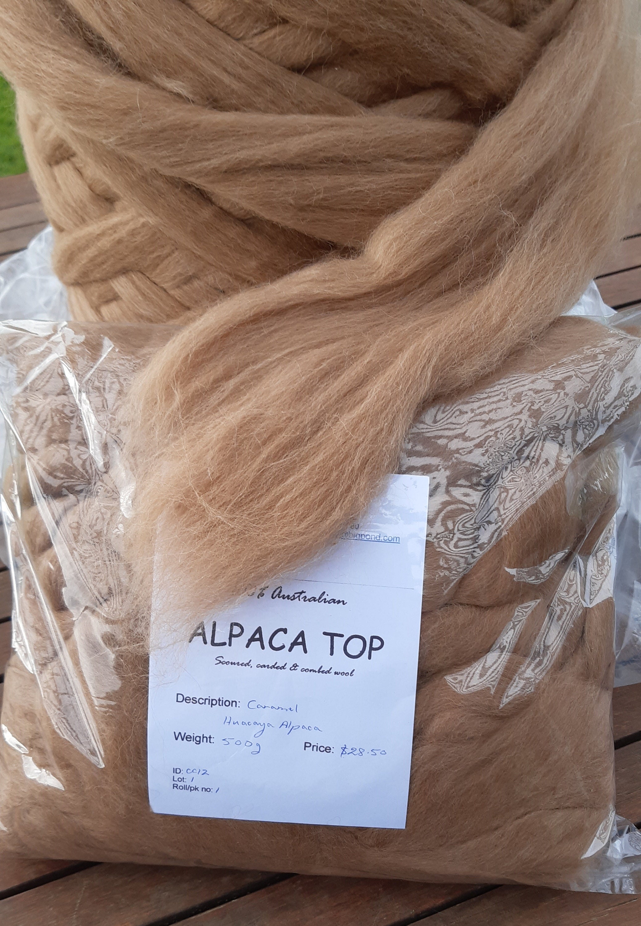 4oz. Raw Alpaca Fleece 2nd Cut Medium Fawn -  Canada