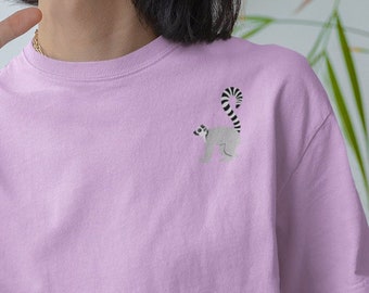 Lemur Embroidered Tshirt, Lemur tshirt, Lemur Embroidery, Lemur t shirt, lemurs, Embroidery, Lemur Embroidered t-shirt, Cotton