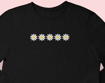 Broderad Daisy-tröja: Bomullströja designad i Storbritannien