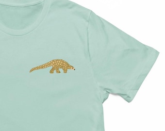 Camiseta bordada de pangolín: Camiseta de pangolines, algodón orgánico, corte unisex
