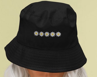 Daisy Embroidered Bucket Hat, Daisies Embroidered, Daisy hat, Bucket Hat, Embroidered Daisy, Flowers