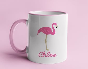 Taza personalizada de flamenco: nombre personalizado, asa rosa, fabricada en el Reino Unido