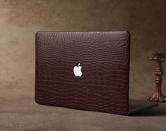Chocolate Brown Leather Crocodile Print Case, Retro Hard Case for Macbook Air 11/12/13/15 Pro 14/16, All New MacBook M4 M5 Laptop Case