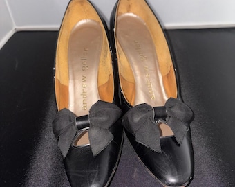 Mid‑Century Andrew Geller Black Leather Pumps – Custom Size 6AA – Grosgrain Ribbon – 2" Heel – EUC