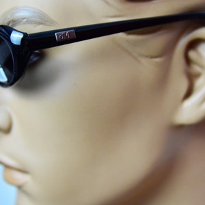 VINTAGE 2000s sunglasses O.Marines 6326 5120 W044 140