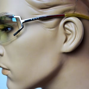 VINTAGE 2000s sunglasses Envy E4026 SISI 115