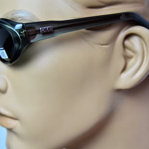 VINTAGE 2000s sunglasses O.Marines 6330 5018 WX01 140