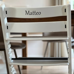 High chair personalization