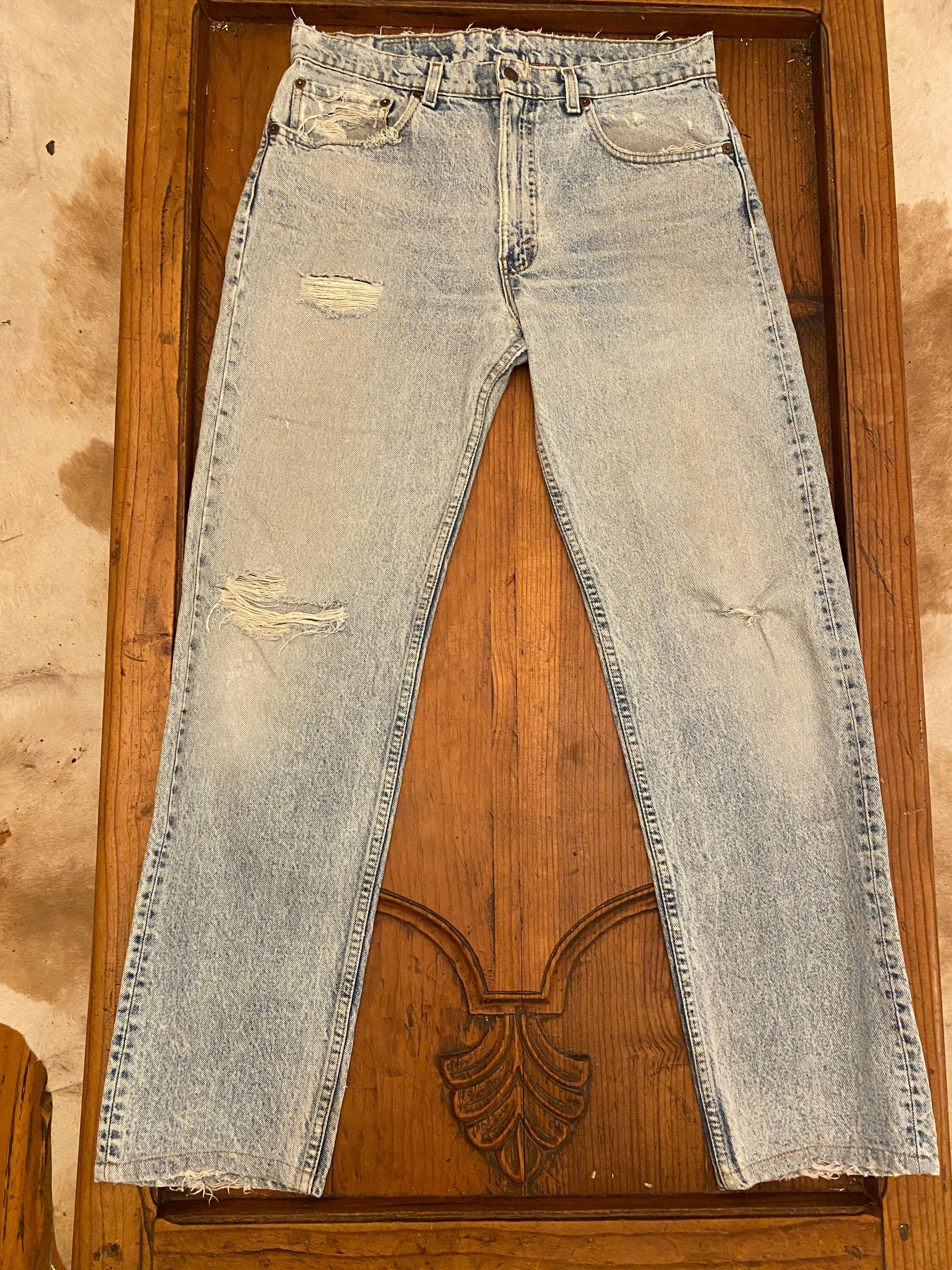 Vintage Levi's 505 TAG 34X34 MEAS 32x31 Made in USA 1987 Vintage Levi's 505 TAG 34X34 MEAS 32x31 Made in USA 1987
