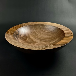Wood bowl, made of walnut  wood, hotel restaurant kitchen tableware, salad bowl, wooden bowl, handmade bowl
