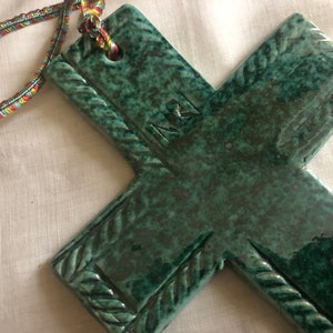 Handgemachte Keramik Kreuz Wandbehang, Plaque Christian, Ostern religiös, Taufgeschenk