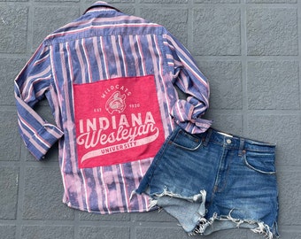 Indiana Wesleyan Acid Wash Flanell | Heckklappen-Outfit | Uni Bekleidung | College Kleidung | Indiana Wesleyan | Säure Waschung | Kundenspezifische Uni