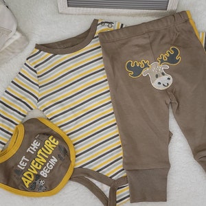 Yellow Baby Girl Clothes Set 3pcs Floral Outfit 0-9 Months Trendy Infant Gift Set Comfortable & Stylish