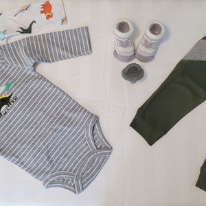 Baby Clothes Dino 3pcs, Coming Home Outfit Vintage Baby Clothes, 6 and 12 Months Baby Outfit, Gray Stripe Onesie, Newborn Baby Shower Gift