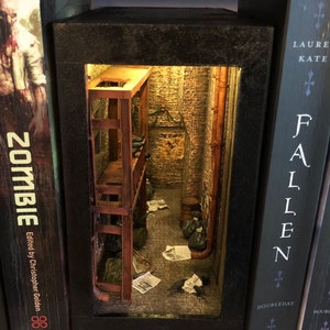 Book Nook - New York - vicolo - VENDITA