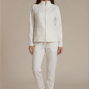 Luxury Work Jacket with Zipper – Lightweight, Breathable & Professional