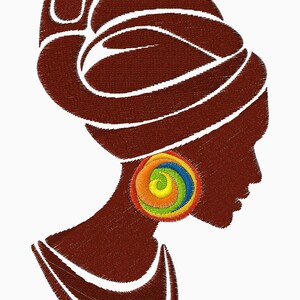 Puede incluir: Una silueta marrón de una mujer con un turbante y un gran pendiente de colores. La cara de la mujer está de perfil y mira hacia la derecha.