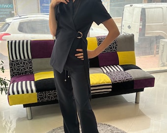 Luxurious professional tunic and trousers - beautiful, comfortable and durable - ideal for dermatologists, spa therapists, beauty salons.