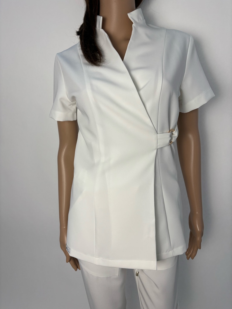 Luxurious Healthcare Professional Tunic And Trousers Comfortable And luxurious-healthcare-professional-tunic-and-trousers-comfortable-and