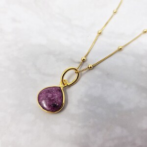 Colar com pedra do mês de julho e rubi banhado a ouro vermeil 18 quilates, colar com cristal rubi, corrente com pedra preciosa rubi rosa, presente de aniversário para ela