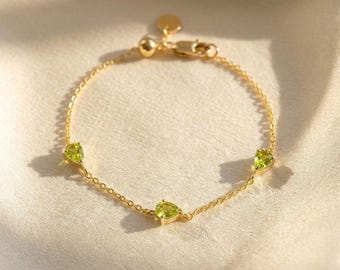Peridot August-geboortesteen goudvermeil vergulde verstelbare armband | Groene edelsteenkristalarmband | Minimalistische sierlijke peridoot-edelsteenarmband