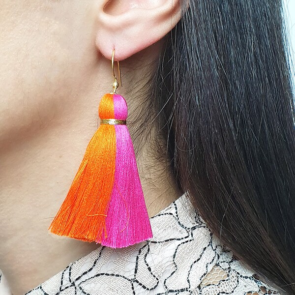 Plumes moelleuses colorées vibrantes boucles d’oreilles en fourrure orange rose, boucles d’oreilles Festival Rave, boucles d’oreilles Boho mignonnes, cadeau d’anniversaire, cadeau pour elle