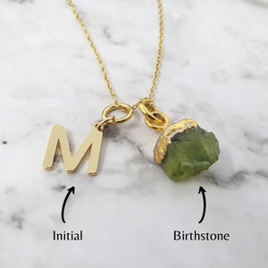 Collar personalizado con inicial y piedra de nacimiento / Regalo de cumpleaños personalizado para esposa o novia / Regalo para mamá primeriza / Joyería personalizada