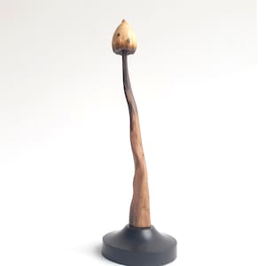 Magic Mushroom Liberty Cap Skulpturen aus Eibenholz handgefertigte Einzelstücke mit Kiemendetails. Preis ist pro 1 Skulptur